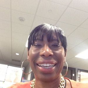 Meet your Posher, Beverly